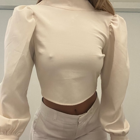 Tops - Nasty gal top. Buttons at the top & ties at the bottom/ back size small